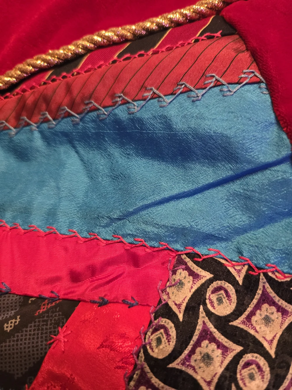 Vibrant Red Patchwork Quilt - Multicolor Block Design